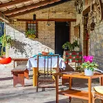 4 Bedroom Beautiful In Vakantiehuis