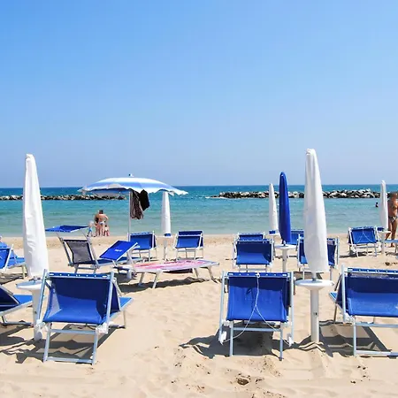 Casa vacanze 4 Bedroom Beautiful In *